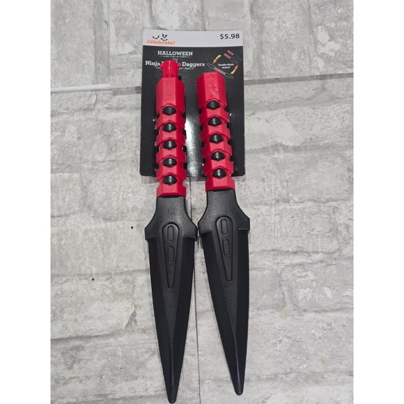 Way to Celebrate! Halloween Ninja Double Daggers Toy With Connectable‎ Handles - Picture 2 of 6